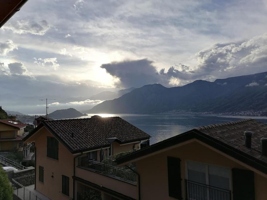 Vista Lago Panoramica Colonno Exteriér fotografie